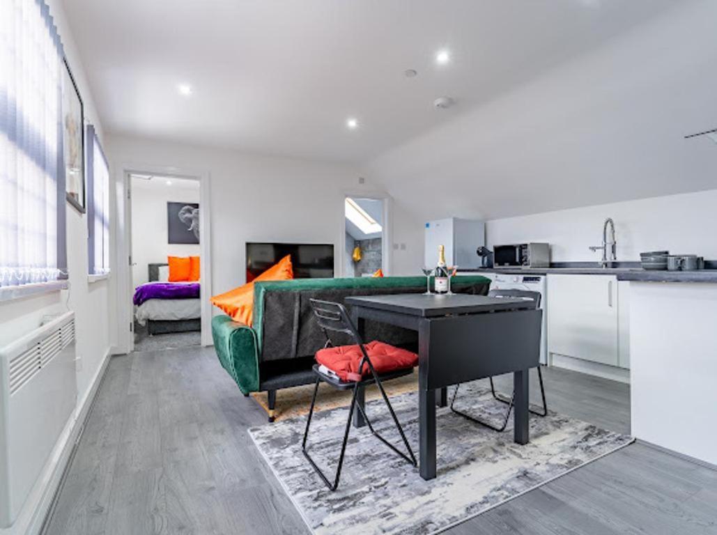 Cityview Birmingham Apartment Escape Exterior foto